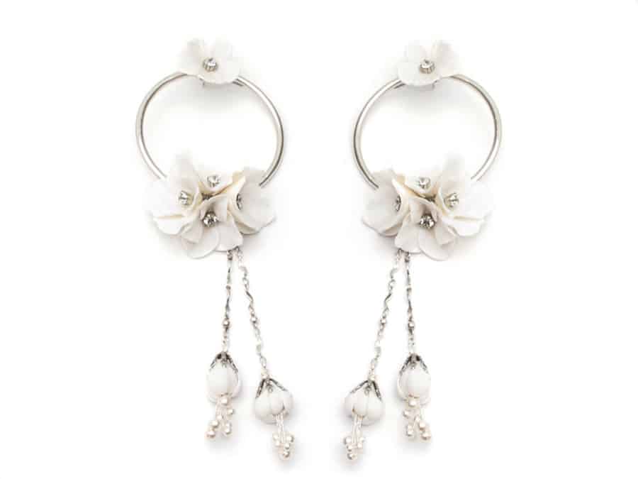 white flowers earrings White Flowers Earrings - Image 1
